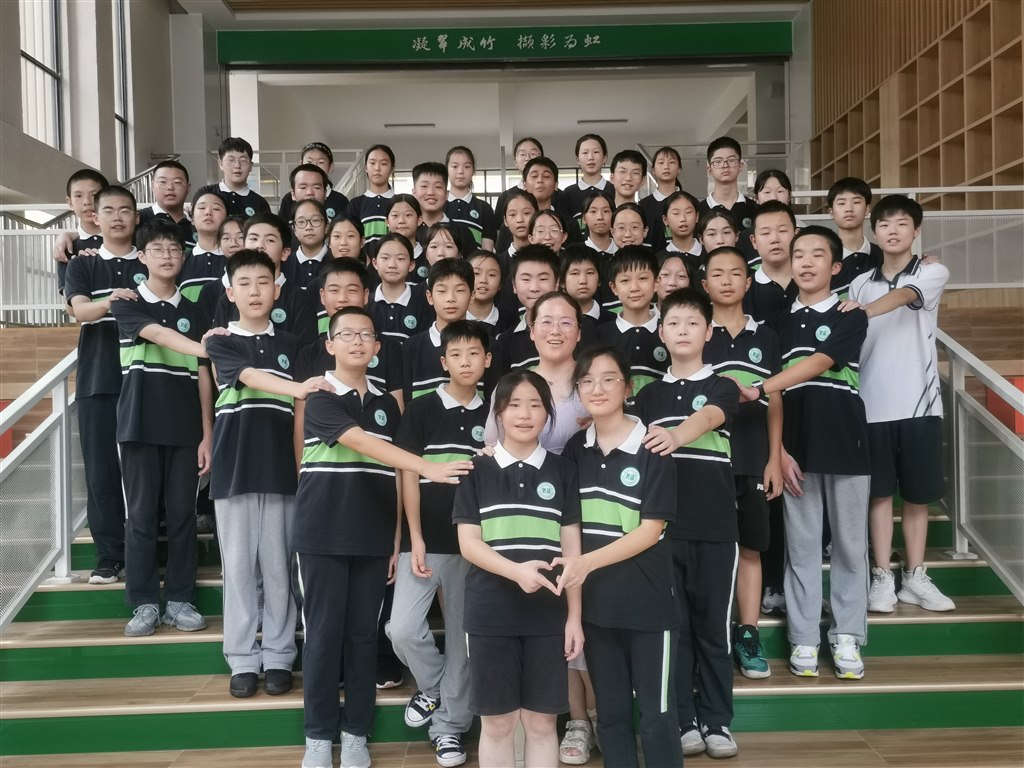 八6中队.jpg 八6中队.jpg