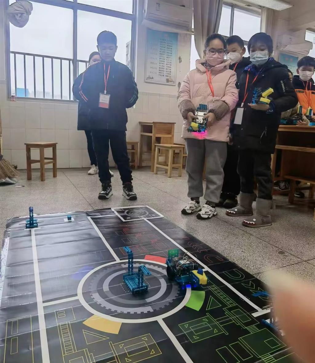 机器人大赛 (2).png